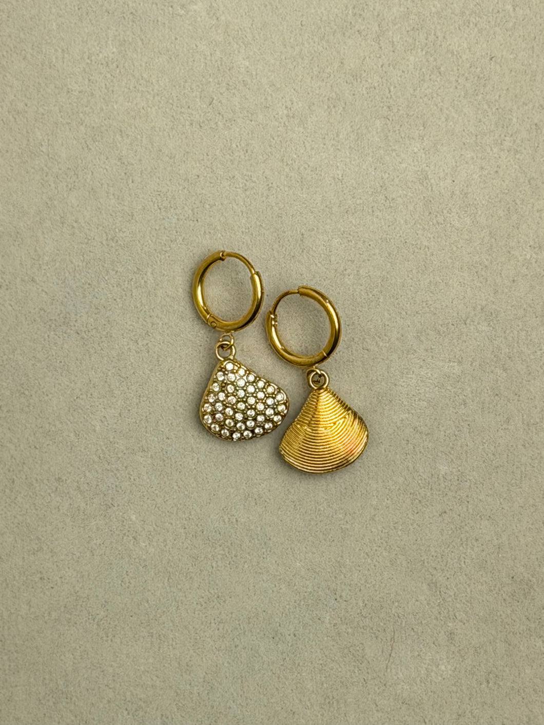 SHELL EARRINGS HOOPS