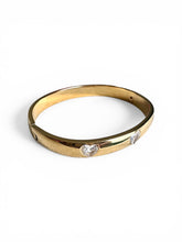Load image into Gallery viewer, HEART BANGLE
